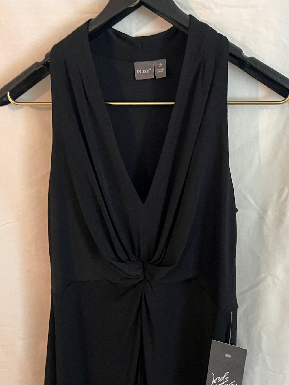 Muse Black Twist-Front V-Neck Sleeveless Dress